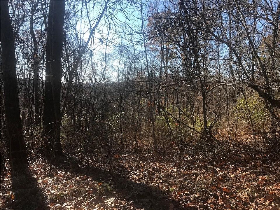 1st image of 636 Highland Dr
