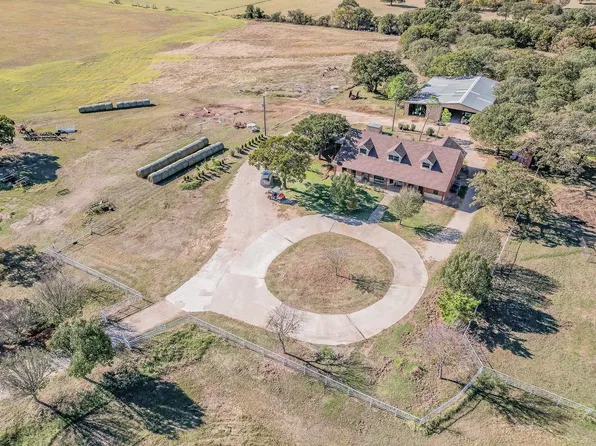 1799 Cottonwood Creek Rd, Saint Jo, TX 76265