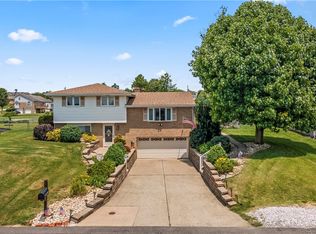 316 Locust Ave, Houston, PA 15342