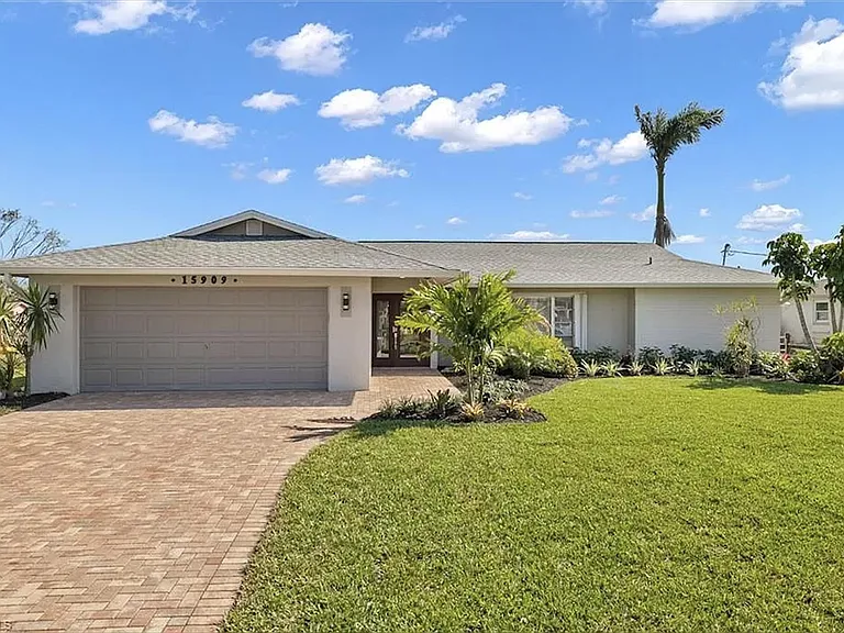 15909 Candle Dr — Photo 1