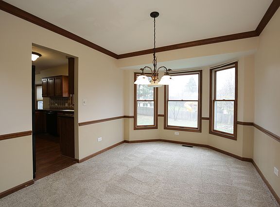 5th image of 774 Bayberry Dr