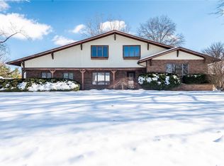 19 Fox Trail Dr, Glen Carbon, IL