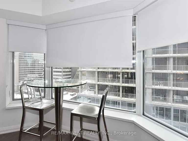 155 Yorkville Ave #1209 — Photo 4