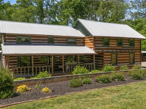 9584 Creek Farm Rd, Tobaccoville, NC 27050