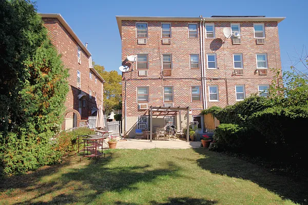 Sold by Bergen Basin Real Estate | media 22