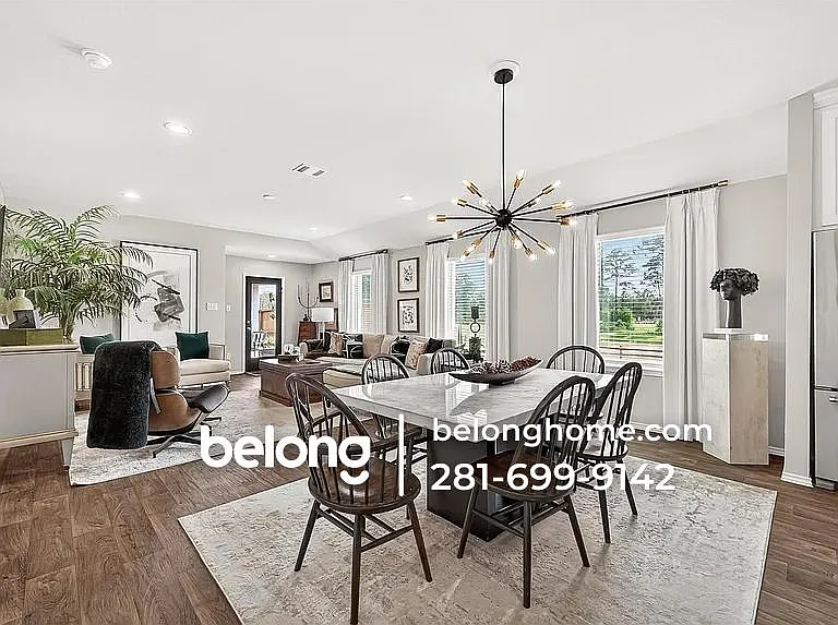 4 bed, 2.0 bath, 1900 sqft, $2,295 — Photo 3