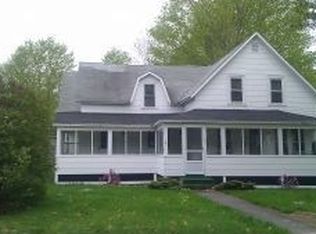35 Maple St, Lincoln, NH 03251