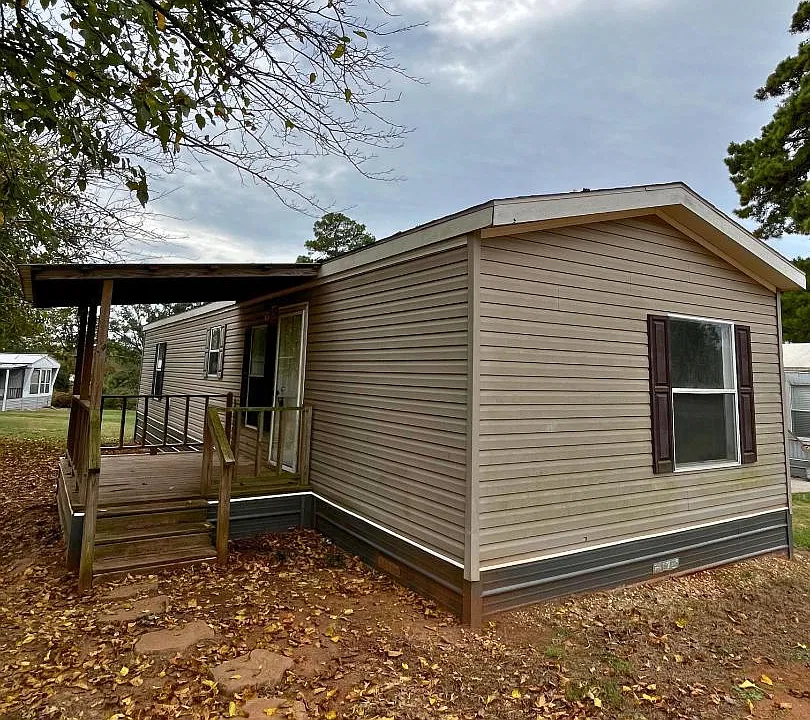 68 Walton Park Cir