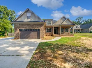 1319 Baucom Rd, Monroe, NC 28110
