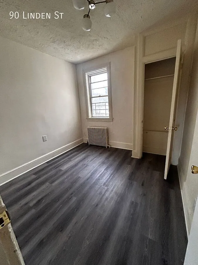 3 bed, $2,900 — Photo 3