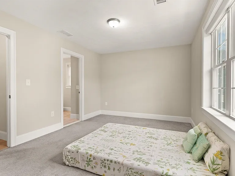 7 Hill St #6 — Photo 15