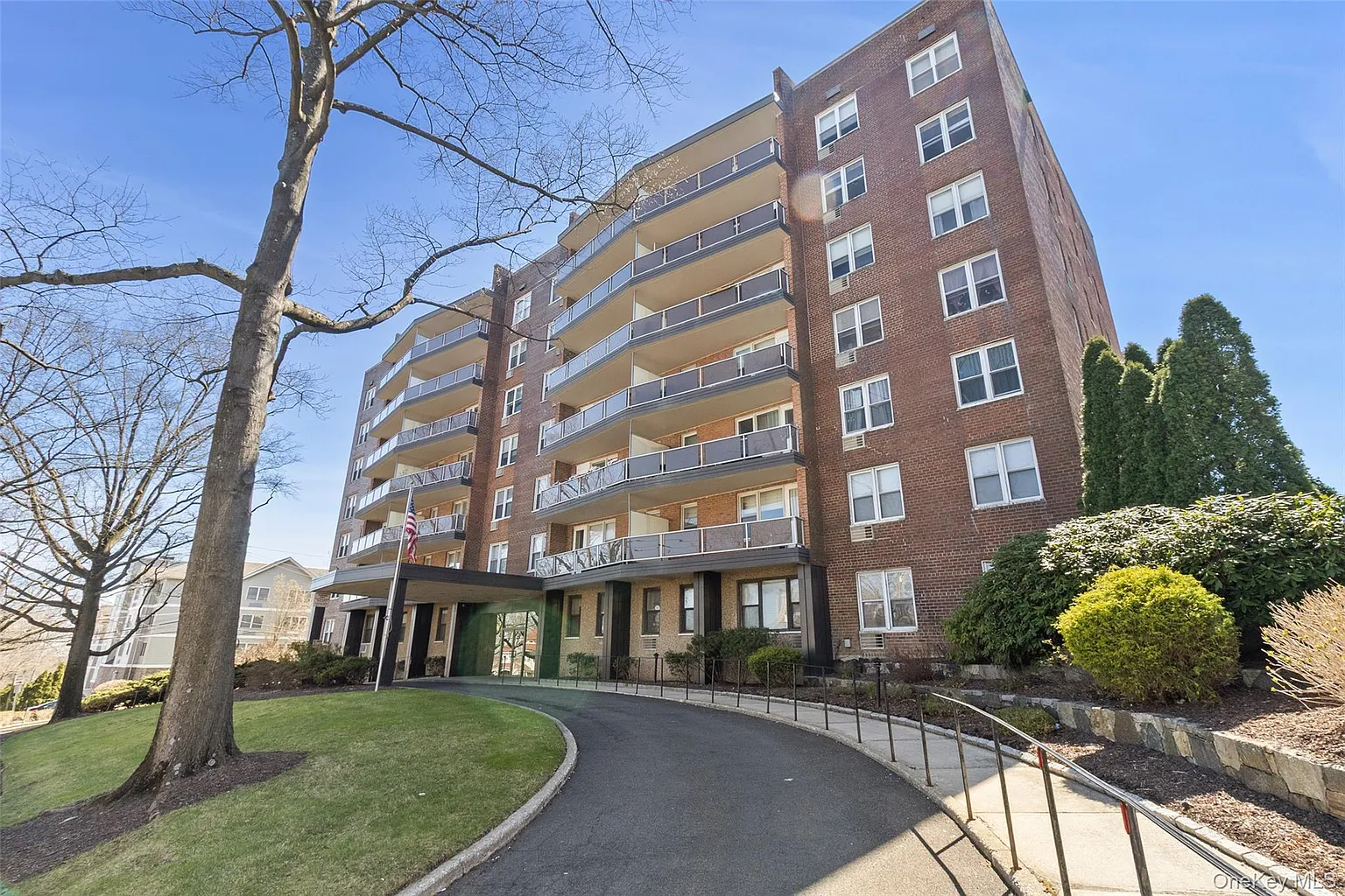 360 Westchester Avenue #522 photo 1
