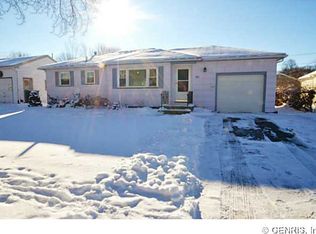 146 Southampton Dr, Rochester, NY 14616