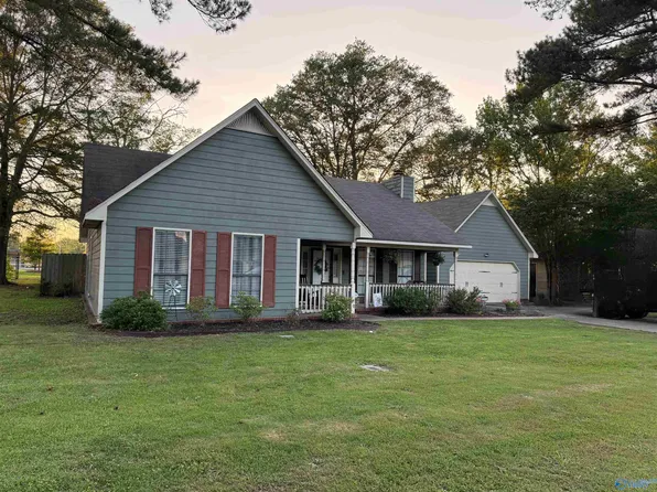 412 Briarwood Ave, Albertville, AL 35950