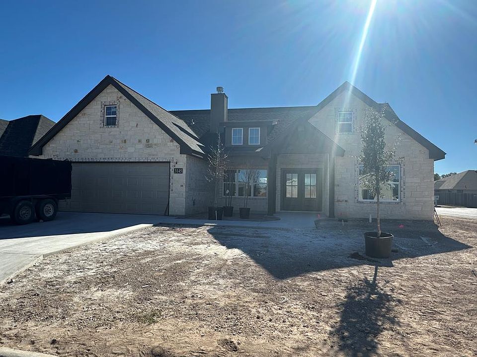1st image of 3145 Maplewood Dr