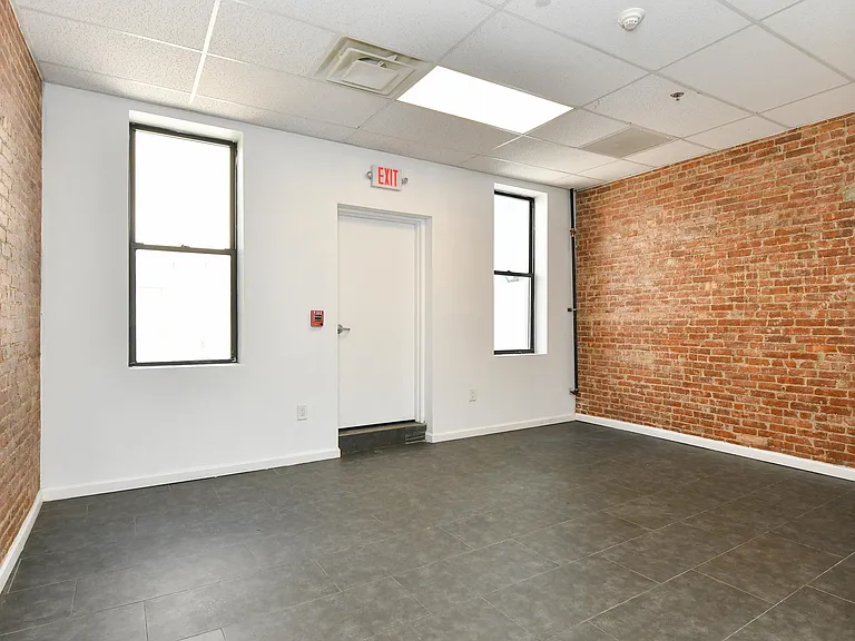2707 Bergenline Ave — Photo 8