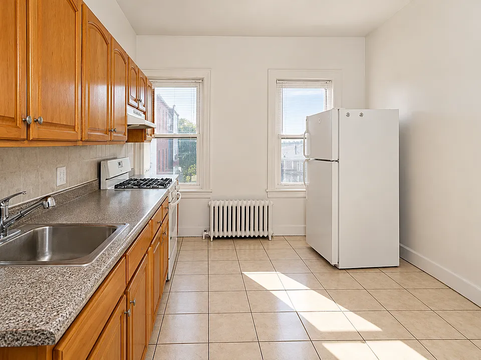 40-18 20th Ave #2R
