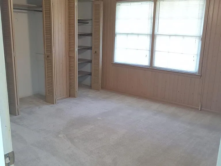 2243 Oakgrove Cir — Photo 26