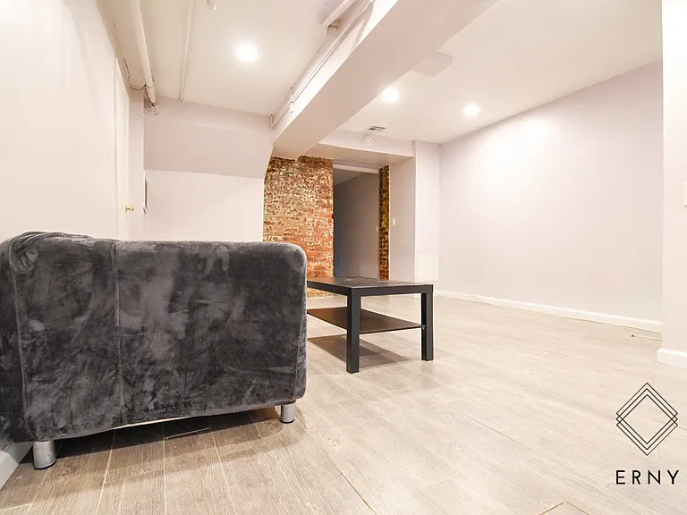 579 Myrtle Ave #1F — Photo 9