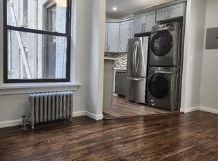 572 Maple St #1H, Brooklyn, NY 11203