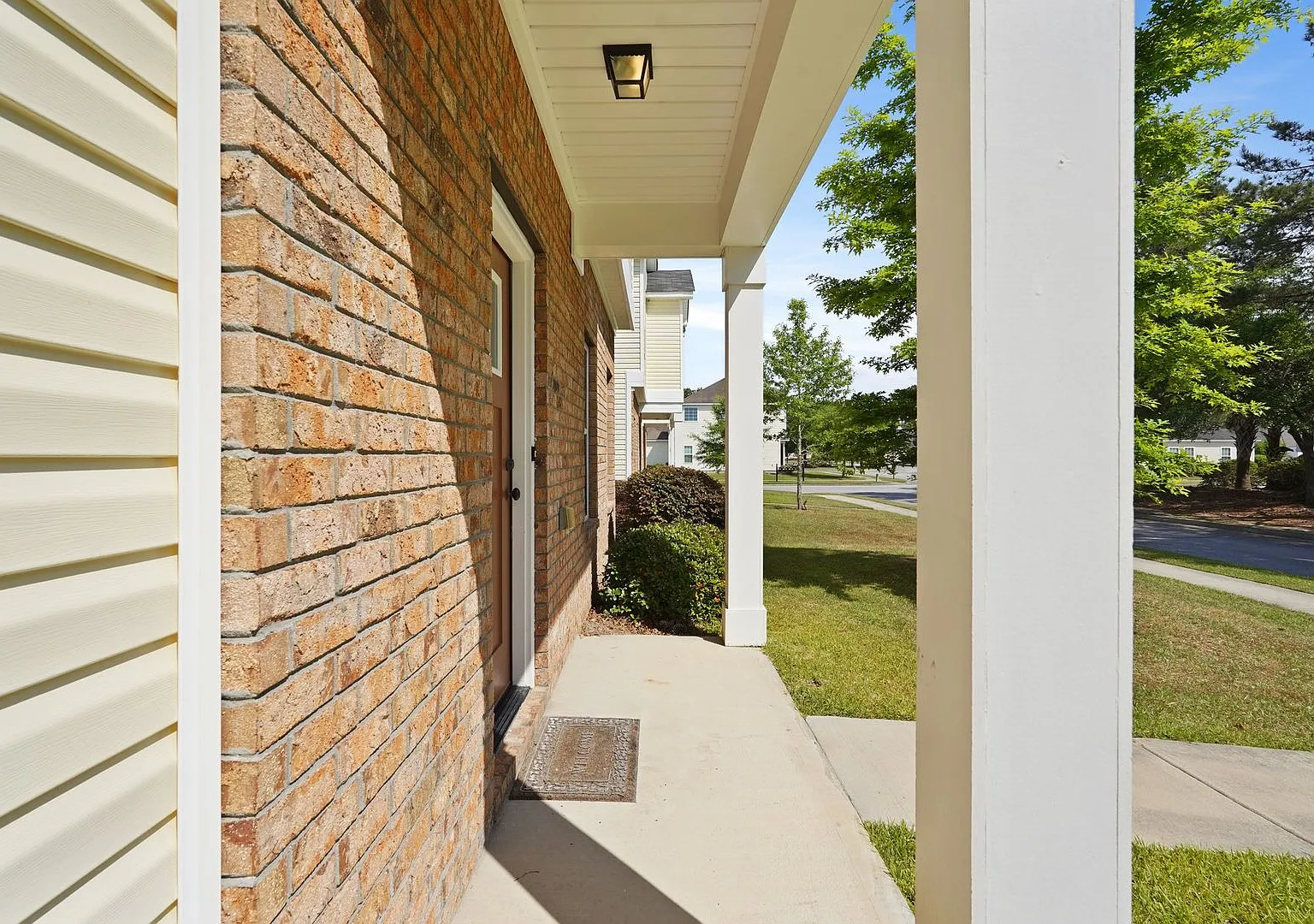 410 Olde Ivey Square — Photo 3
