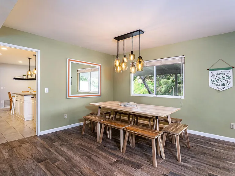 7223 Bernadine Ave — Photo 9