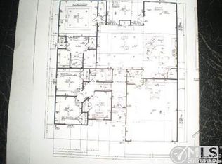 108 N Jewels Dr, La Vernia, TX 78121