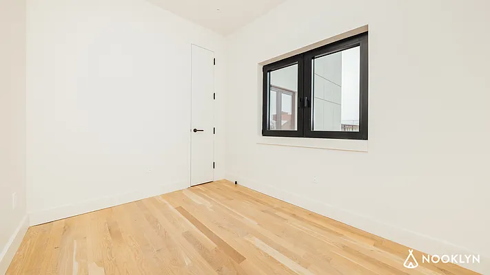 Rented by Nooklyn NYC LLC | media 36