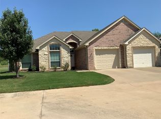 501 S Old Betsy Rd APT 25, Keene, TX 76059