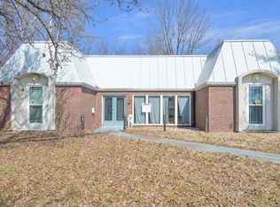 111 Lamoine Dr, Belleville, IL 62223