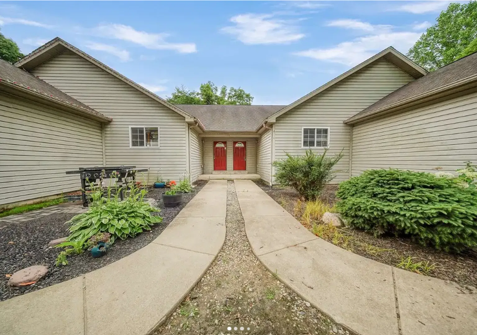 2196 SR 26 West — Photo 1