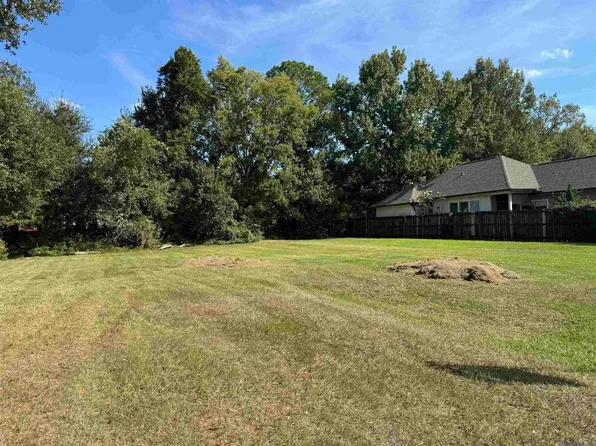 3247 Toulon Dr, Baton Rouge, LA 70816