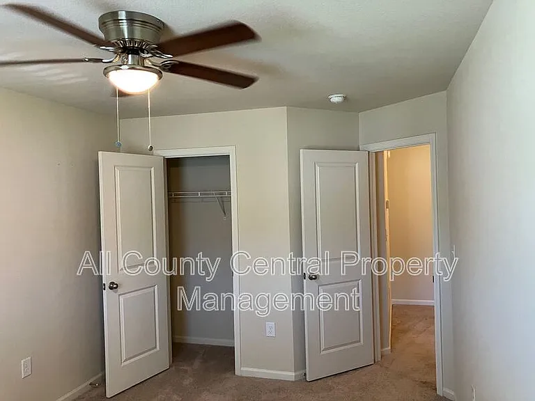 230 Smith Glen Dr — Photo 16
