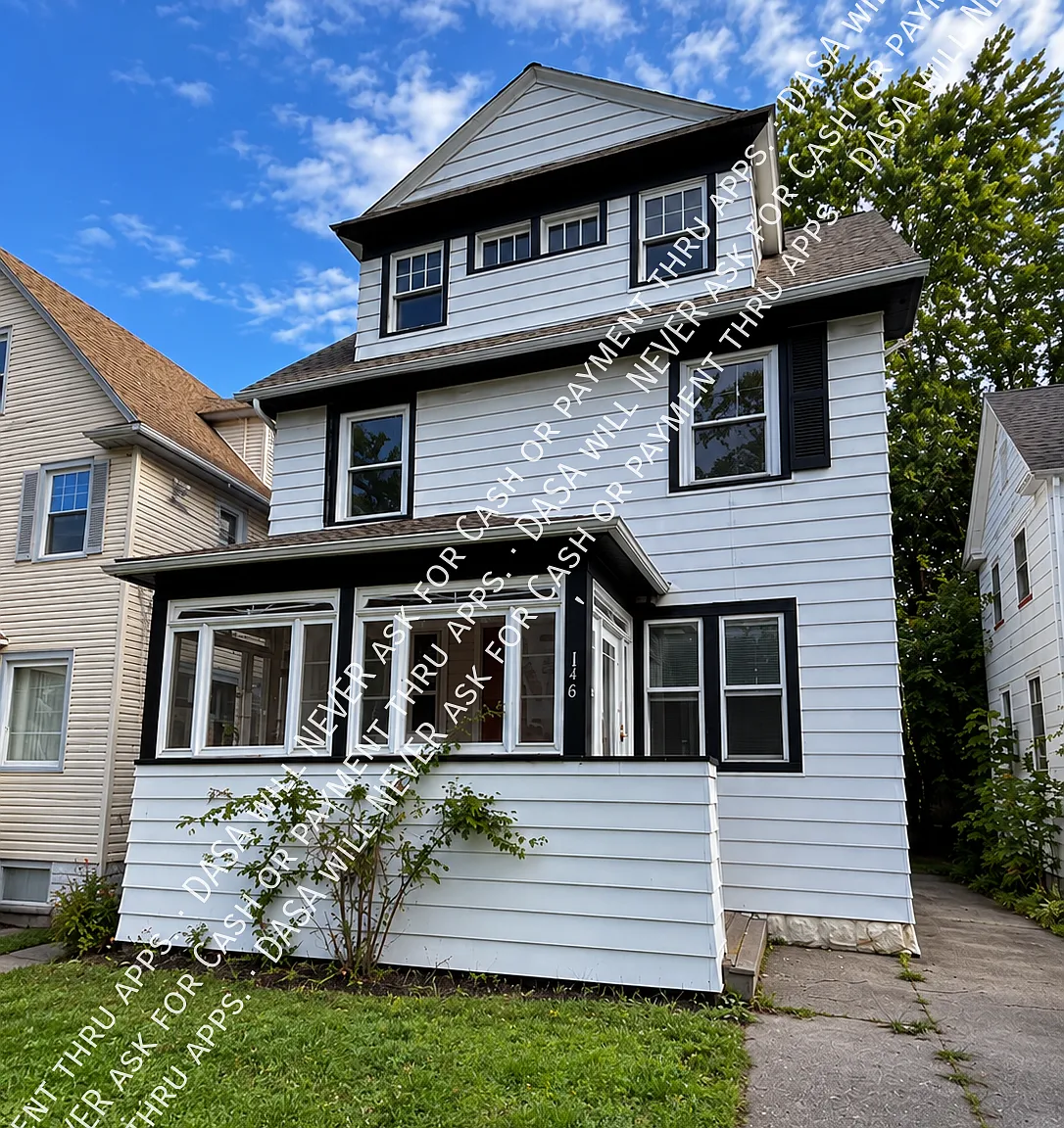 120 Anthony - 3 Bed / 1 Bath — Photo 1