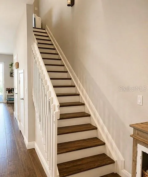 1194 Paisley Ct — Photo 11