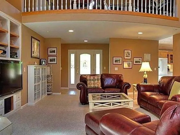 7431 Henon Dr, Sebastopol, CA 95472