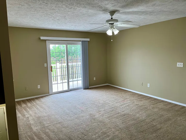 1109 Ekstam Dr #206 — Photo 12