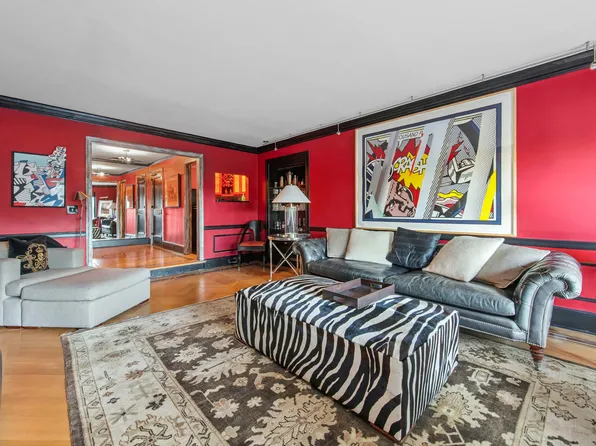 150 Central Park South image 2 of 10