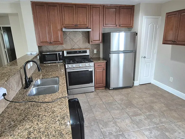 12014 Chelsea Elm Ct — Photo 14