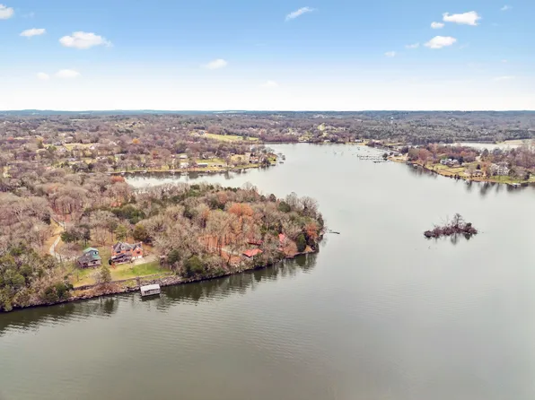 6076 Vanderbilt Rd, Old Hickory, TN 37138