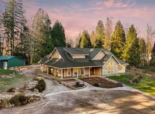 3988 Aldergrove Rd, Ferndale, WA 98248