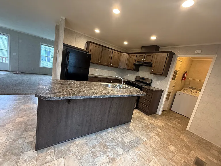 Kimberly Estates — Photo 42