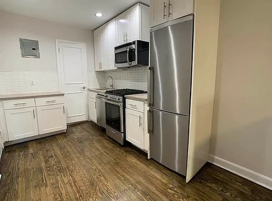 Rented by Tourma Realty LLC | media 37