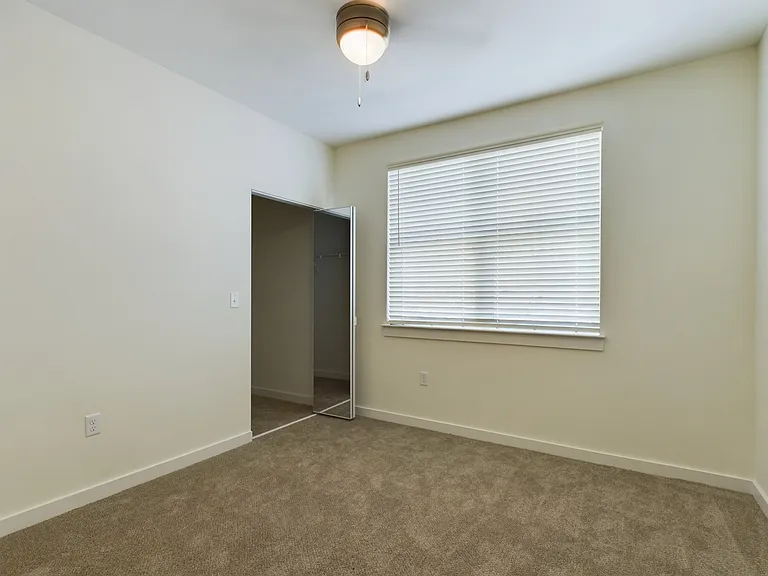 Sanctuary Bluff Apartments — Photo 98