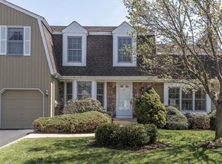 4 Bradford Ln, Basking Ridge, NJ 07920