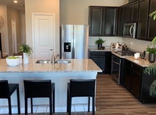 5372 Blustery Towns Ave, Las Vegas, NV 89118