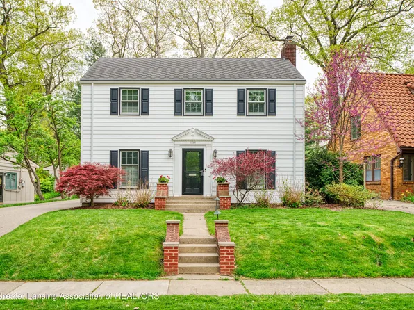 1025 Wildwood Dr, East Lansing, MI 48823