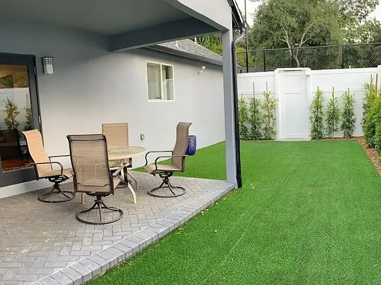 15328 Rayneta Dr — Photo 20