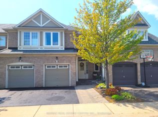2295 Rochester Cir #35, Oakville, ON L6M 5C9