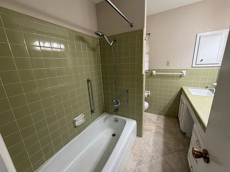 101 Crescent Dr — Photo 7
